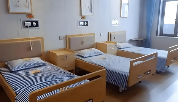 超生积分入户深圳_活佛王兴夫“点化”140位女信徒，全程不穿衣服，场面失控 通过据的数分析综合各个区域